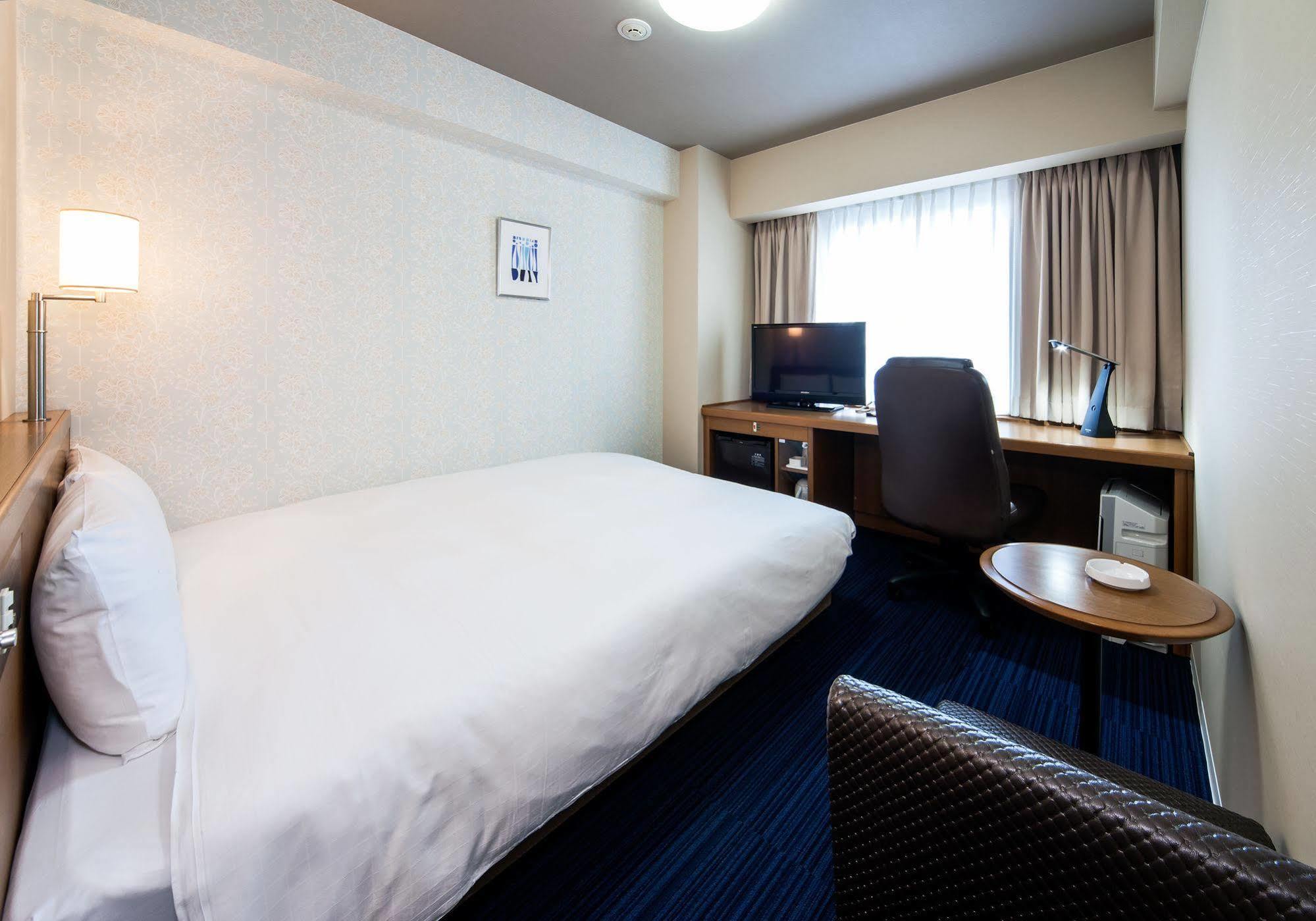 Daiwa Roynet Hotel Kobe Sannomiya Экстерьер фото